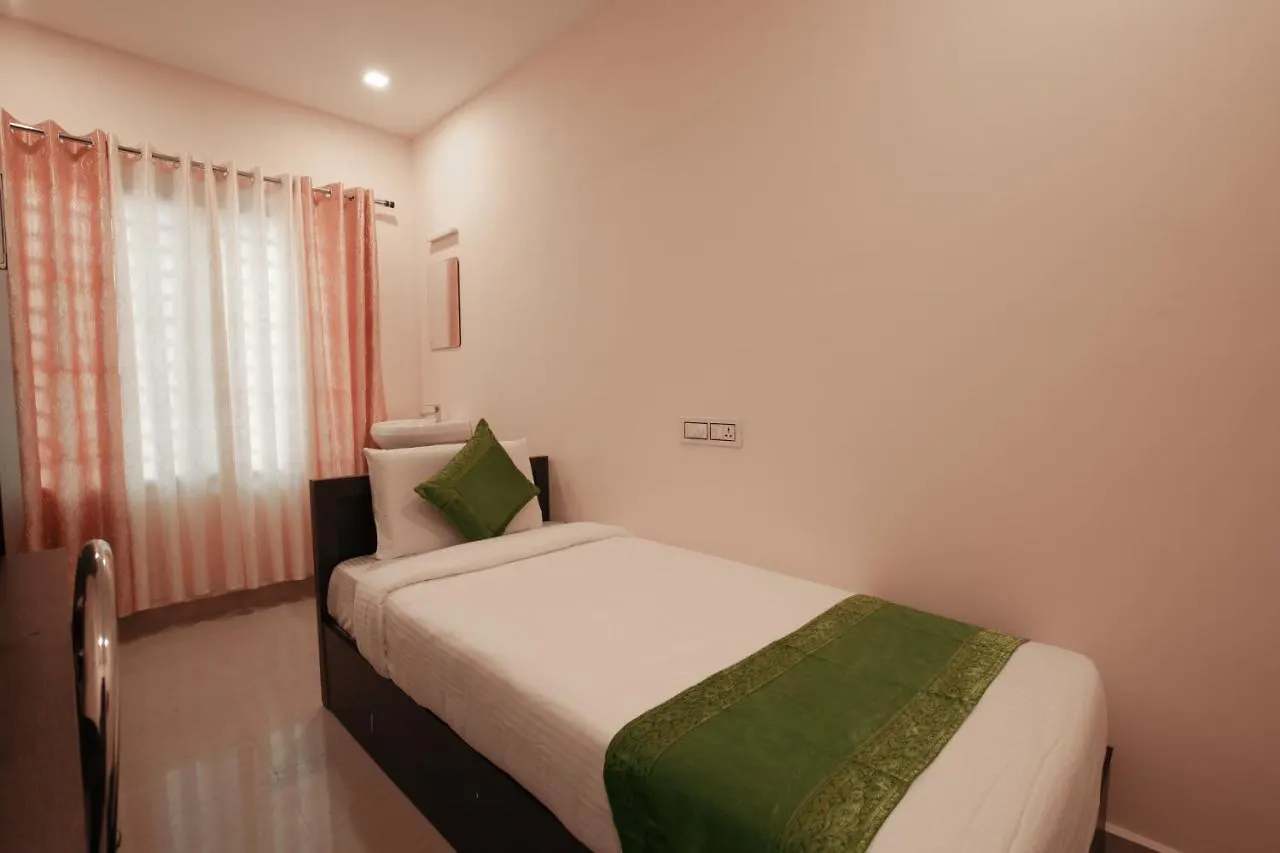 Treebo Trip Zion Plaza Hotel Nedumbassery India
