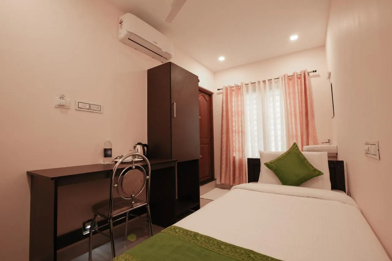 Treebo Trip Zion Plaza Hotel Nedumbassery